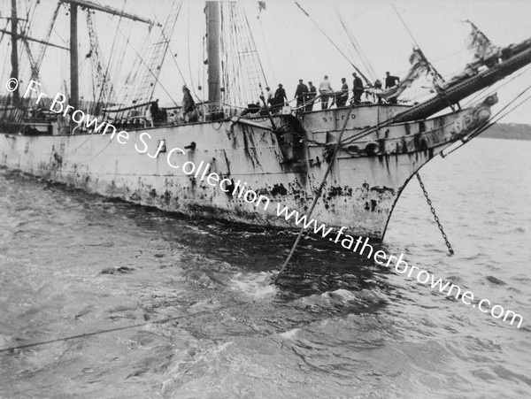 PASSING TOWROPES TO THE GERMAN TRAINING SHIP HERTZOGEN CECILIA